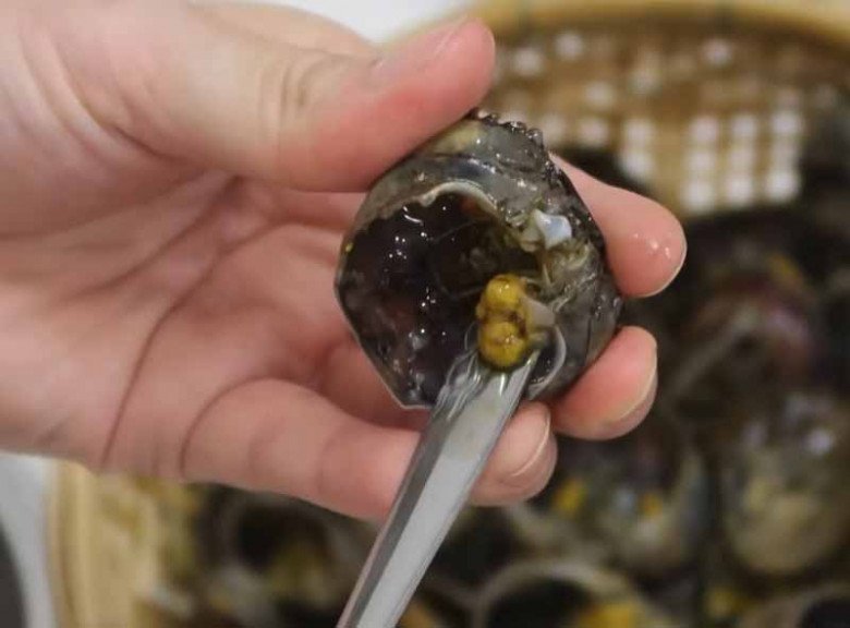 View - Cây rẻ tiền nấu lên nhớt nhớt nhưng bổ ngang nhân sâm, tiếc là không phải người Việt nào cũng dám ăn