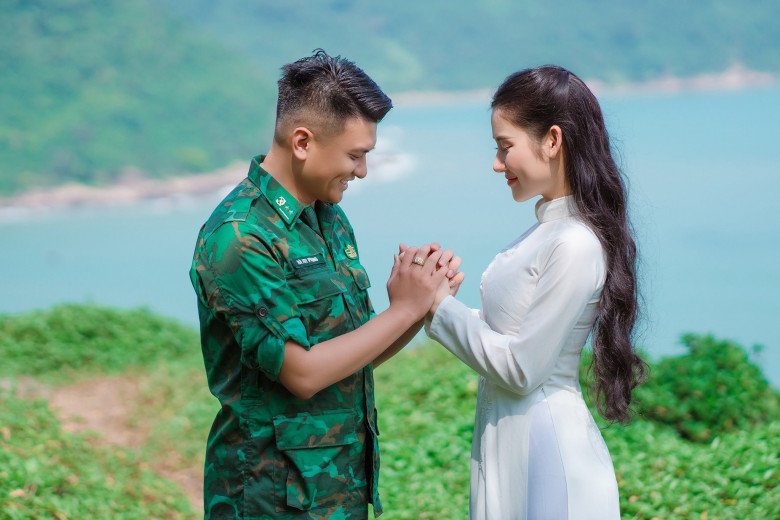 View - Bóng hồng quân nhân vẫn giữ được thân hình thon đẹp khi mang bầu, bí mật là đây!