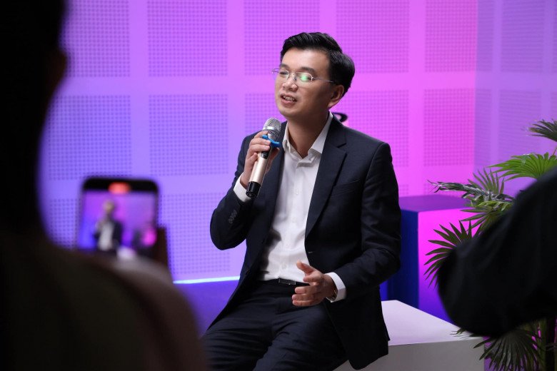 View - Không phải Shark Bình hay Shark Hưng, vị tổng giám đốc này vừa sắm xe gần 10 tỷ nhờ hát đám cưới, thôi nôi?