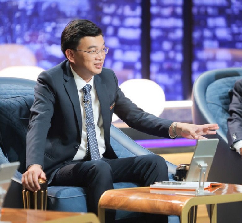 View - Không phải Shark Bình hay Shark Hưng, vị tổng giám đốc này vừa sắm xe gần 10 tỷ nhờ hát đám cưới, thôi nôi?