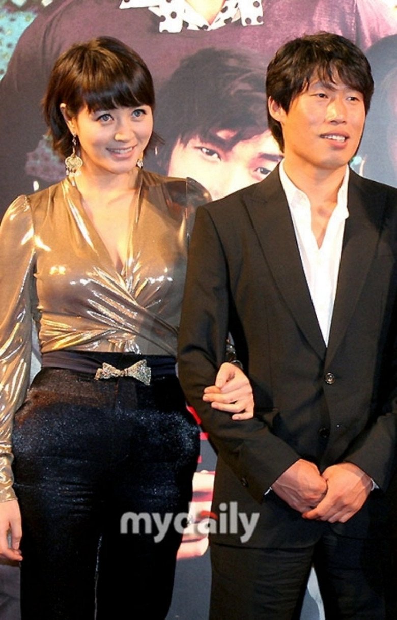 View - Yoo Hae Jin - Tài tử xấu xí chỉ được chân bưng bê, không ngờ đánh cắp trái tim mỹ nhân khét tiếng