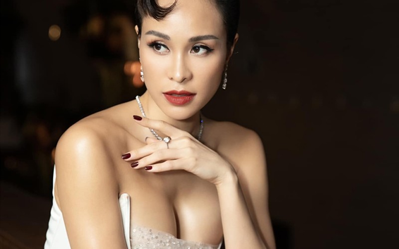 MC Phương Mai là mỹ nhân showbiz nổi tiếng với hình ảnh cá tính cùng mái tóc tém đặc trưng.
