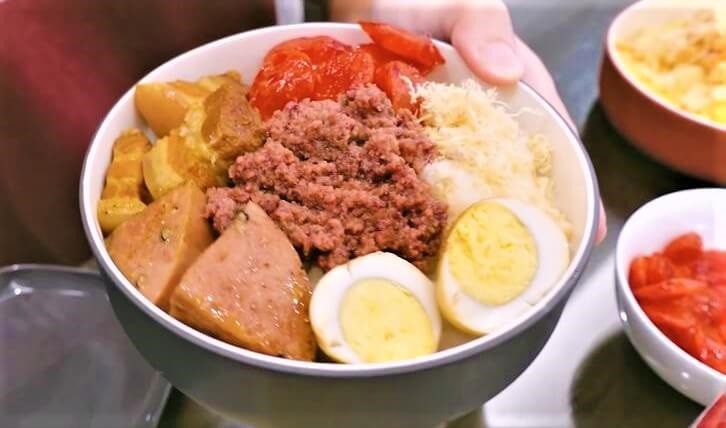Với những người yêu thích món xôi, bữa sáng dường như không có một cọng rau nào trong khẩu phần ăn. (Ảnh minh họa)