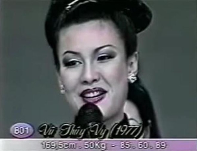 View - Giữa lùm xùm Ý Nhi, VTV lật lại màn ứng xử gây cười ở Hoa hậu Việt Nam 1999: Xem mà nhớ Phi Thanh Vân!