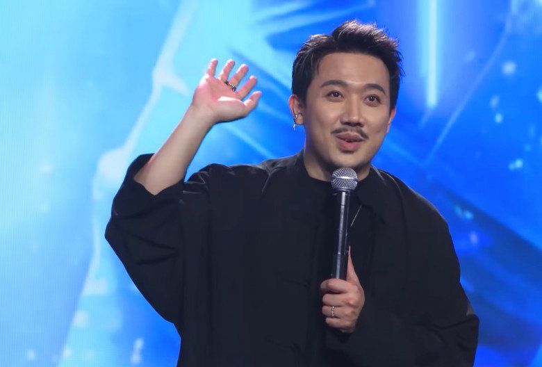 View - Trấn Thành tăng cân đến mức mặt biến dạng khi ngồi ăn cùng Hari Won, khác hẳn diện mạo trên sóng truyền hình