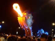 Lifestyle - Hàng nghìn người ở Đà Nẵng phấn khích chiêm ngưỡng màn trình diễn cầu Rồng