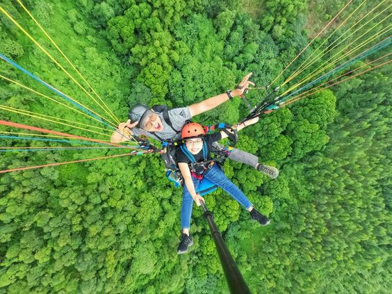 Cần cân nhắc khi thử sức dù lượn động cơ - môn thể thao mạo hiểm mới tại Sài Gòn có cả hoa hậu Thùy Tiên trải nghiệm - 10