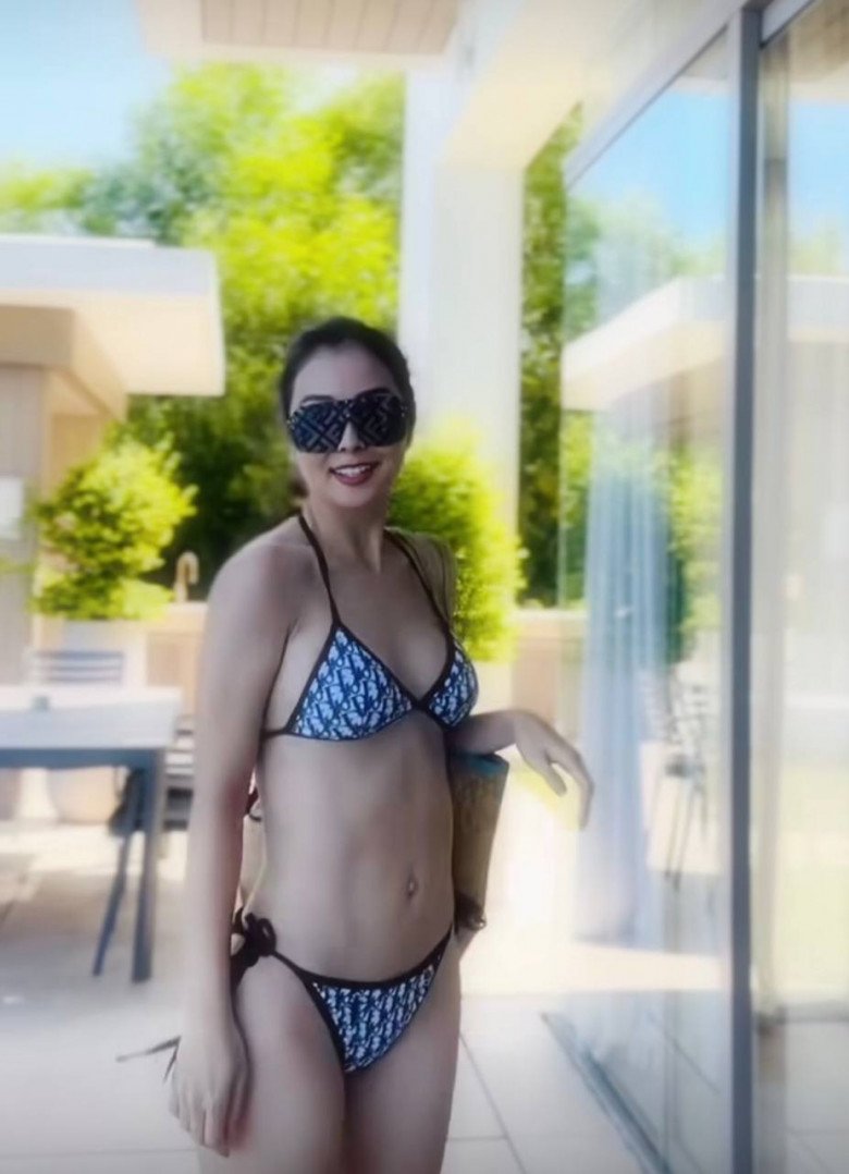 View - Jennifer Phạm sinh 4 con vẫn tự tin khoe dáng mãn nhãn, hội bỉm sữa "chỉ biết ước”