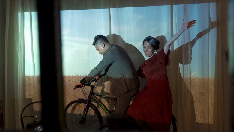 Giai điệu nhẹ nhàng, tươi sáng cùng lyrics như tiếng lòng của nhiều bạn trẻ, ca khúc tiếp tục mang lại thông điệp lạc quan, tích cực về tình yêu.