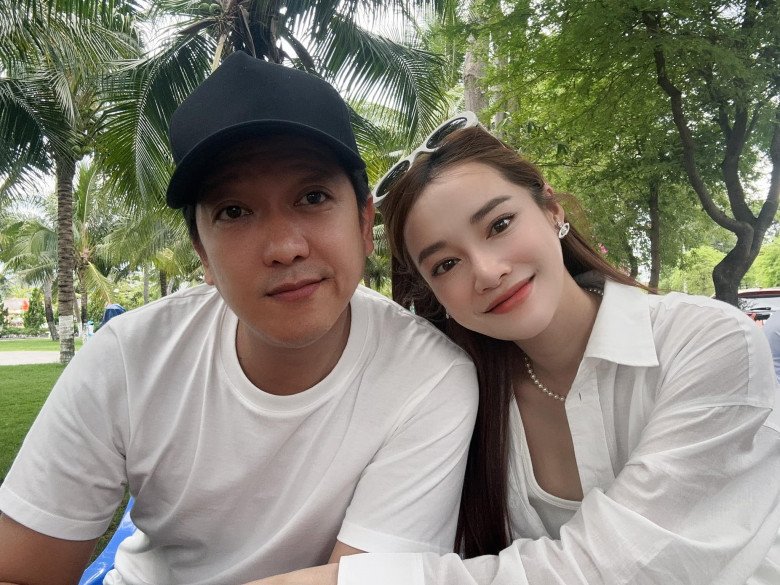 View - Nhã Phương, Minh Hằng sắp vỡ chum vẫn đi giày cao gót, Khánh Thi bế bụng vượt mặt đứng lớp dạy nhảy