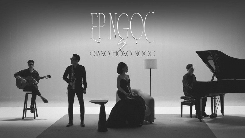 Nữ ca sĩ đã mất 1 năm để chiêm nghiệm và lựa chọn bài hát phù hợp với hình ảnh, hướng đi của mình và “tai nghe” của khán giả hiện nay.