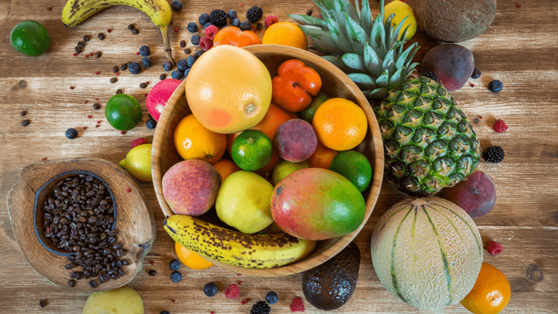 Hầu hết chúng ta đều biết ăn trái cây tốt cho sức khỏe, bởi nó cung cấp dưỡng chất cần thiết như: Vitamin A, vitamin C, vitamin D, vitamin E, Sắt, và Choline...
