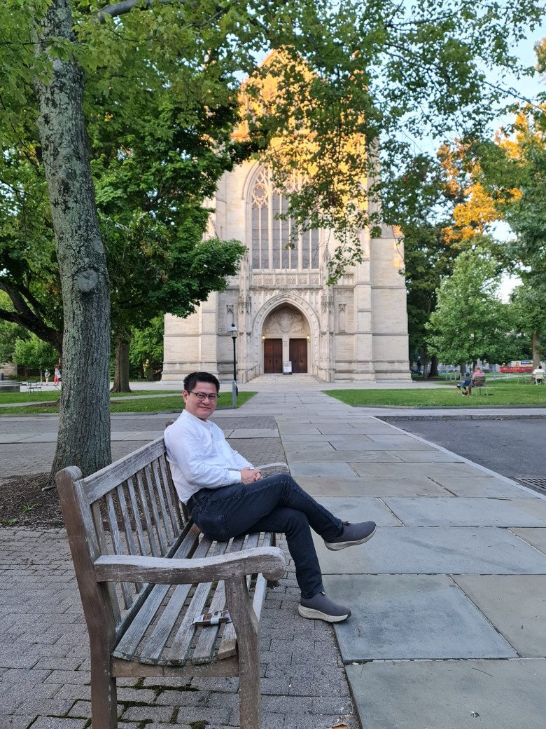 Anh Nguyễn Bá Trường Giang chia sẻ học IELTS quá sớm thực sự là áp lực với bọn trẻ nhỏ và nhiều khi có tác dụng phụ tiêu cực tới sự yêu thích ngôn ngữ vốn đã mong manh ở trẻ.