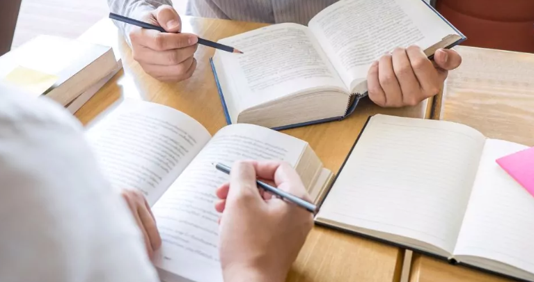 Phụ huỵnh chỉ nên cho con học IELTS khi con cần chứng chỉ này cho một mục đích cụ thể nào đó