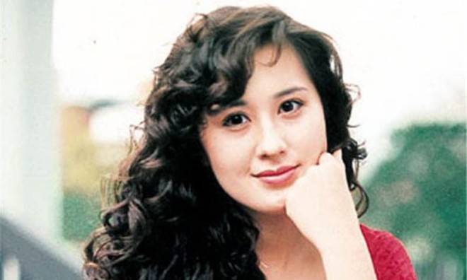 View - Giang Hân Yến - Đá Thiên vương Châu Á vì chê anh nghèo, người đẹp vớ phải đại gia cờ bạc, kết đắng