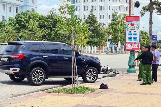 View - Tin tức 24h: Biệt thự mọc như nấm ở làng xuất khẩu lao động giàu nhất Hà Tĩnh