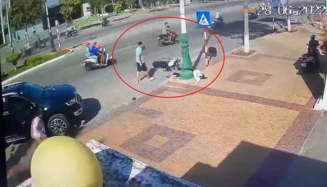 View - Tin tức 24h: Biệt thự mọc như nấm ở làng xuất khẩu lao động giàu nhất Hà Tĩnh