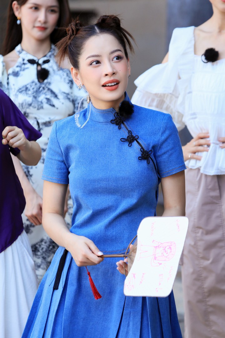 View - Từng khiến bà nội thiếu gia nghìn tỷ phải lên tiếng về chuyện yêu đương, giờ Chi Pu nói rõ tình trạng hiện tại