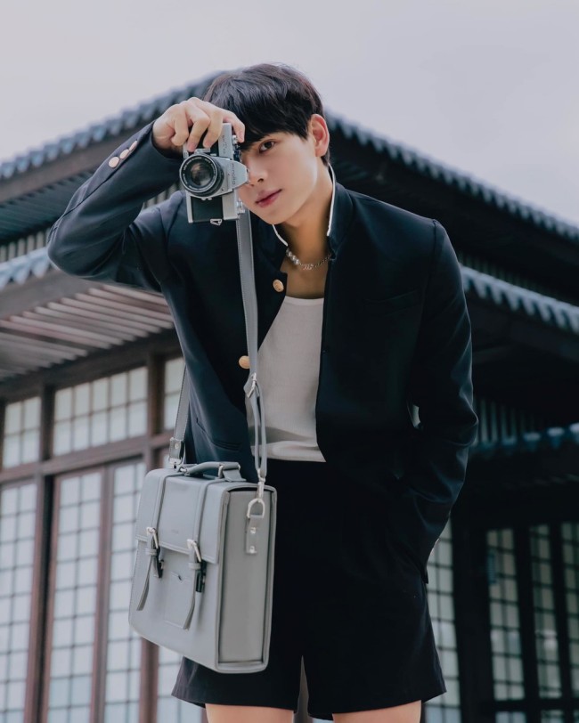 View - Quý tử Hồng Diễm nói 4 thứ tiếng, bị nhầm là trai Thái vì quá đẹp nhưng từng tự ti ngoại hình