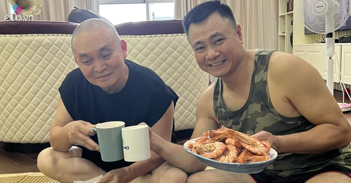 View - Vua hài Xuân Hinh đến nhà chơi, vợ chồng NSND Tự Long đãi toàn món chẳng hề xa hoa