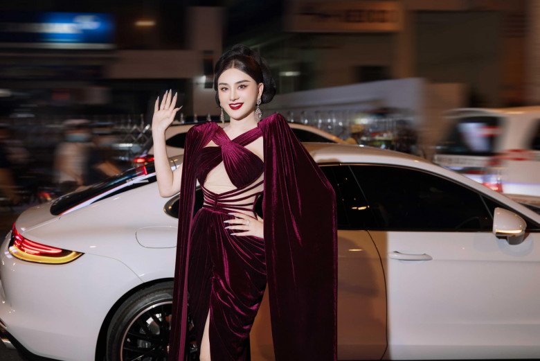 View - Xuất hiện Phạm Băng Băng Việt Nam da trắng môi trầm, chi tiền tỷ trùng tu, sửa mũi 2 lần mới đẹp