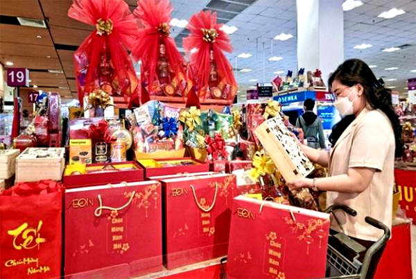 Thị trường hộp quà Tết doanh nghiệp năm 2024 được dự báo bùng nổ