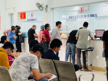 Ngày đầu cấp biển số định danh: Thiết thực nhưng chưa suôn sẻ