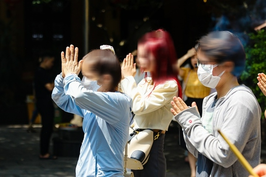 View - Tin tức 24h: Toàn cảnh vụ bắt cóc bé trai 7 tuổi đòi tiền chuộc 15 tỉ đồng