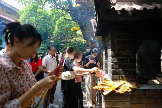 View - Tin tức 24h: Toàn cảnh vụ bắt cóc bé trai 7 tuổi đòi tiền chuộc 15 tỉ đồng