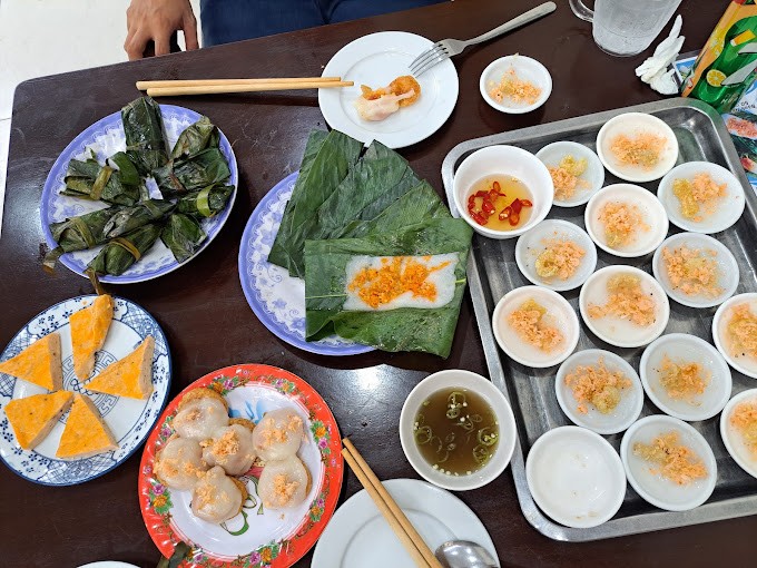 View - 8 quán ăn lâu đời nhất xứ Huế, tồn tại hàng chục năm mà giờ vẫn đông khách nườm nượp