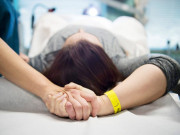 Bà bầu - Trẻ vị thành niên phá thai to trên 12 tuần, chuyên gia cảnh báo hệ luỵ nghiêm trọng