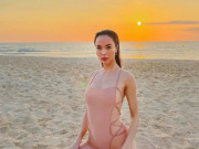 Thời trang - "Siêu vòng 3" quê Nam Định lại mặc váy khoét sâu tận hõm Venus, ai nhìn cũng thấp thỏm