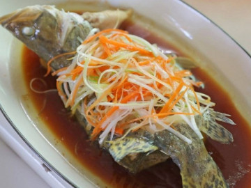 Loại cá chẳng tanh mà có mùi lạ, đắt hơn cá quả, ngon chẳng kém cá hồi, là thần hộ mệnh của lá lách, dạ dày