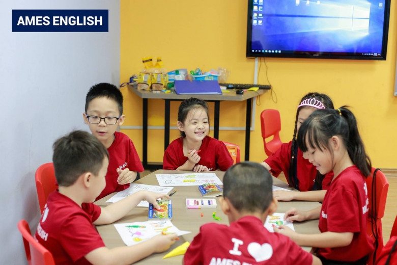 Hoạt động dã ngoại tại Anh ngữ AMES giúp con hứng thú, tiếp thu tiếng Anh hiệu quả. Nguồn ảnh: Anh ngữ AMES