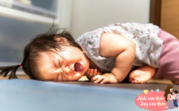 Nhiều trẻ hay cáu giận, mất bình tĩnh, cực kỳ hung hăng vì những chuyện vặt.