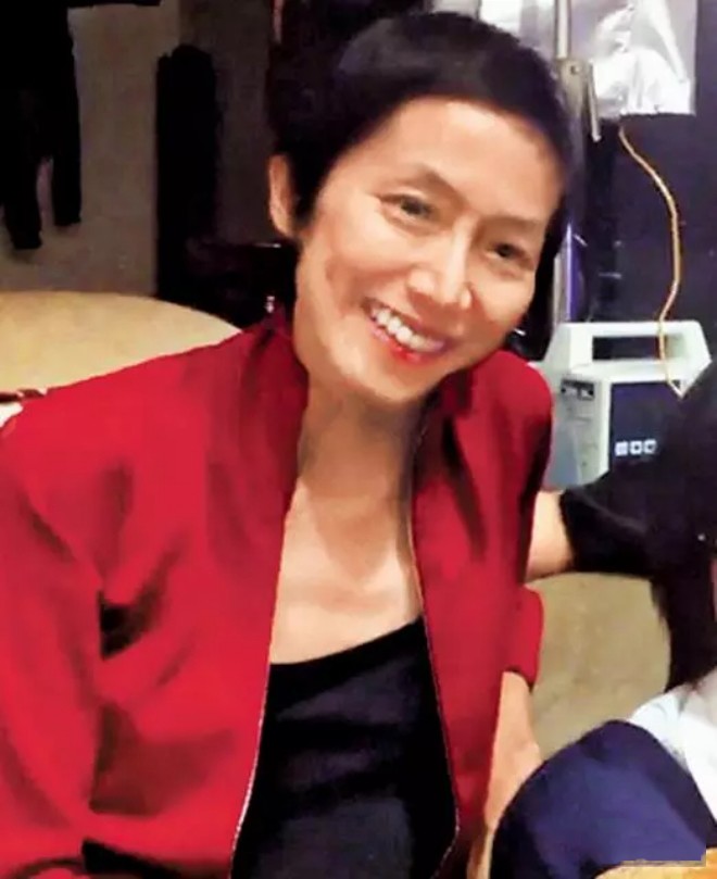 Từ bỏ sự nghiệp lừng lẫy làm kiếp amp;#34;tiểu tamamp;#34;, sao nữ nhận về cái kết bi kịch sau 3 năm lấy chồng giàu - 11