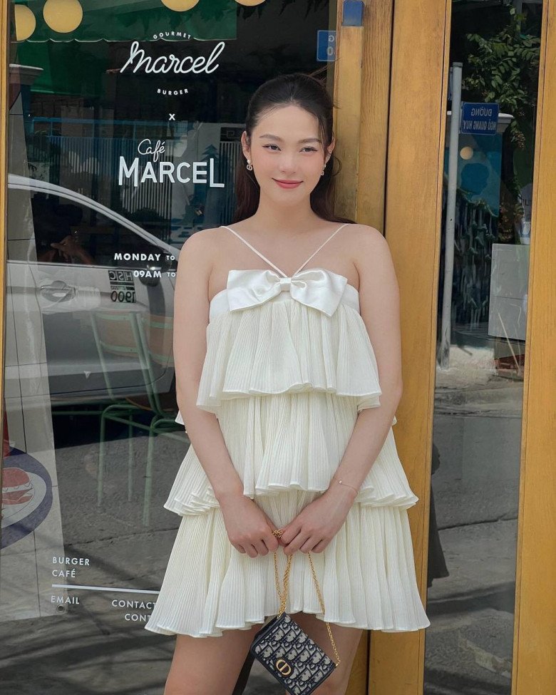 Nữ ca sĩ chuẩn bị đón con đầu lòng. 