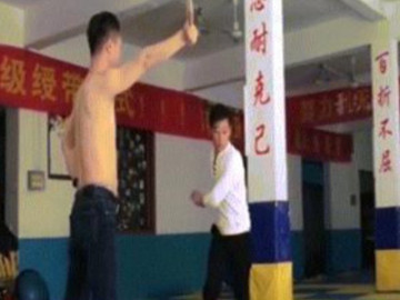 Những tai nạn hài hước khi chơi thể dục thể thao