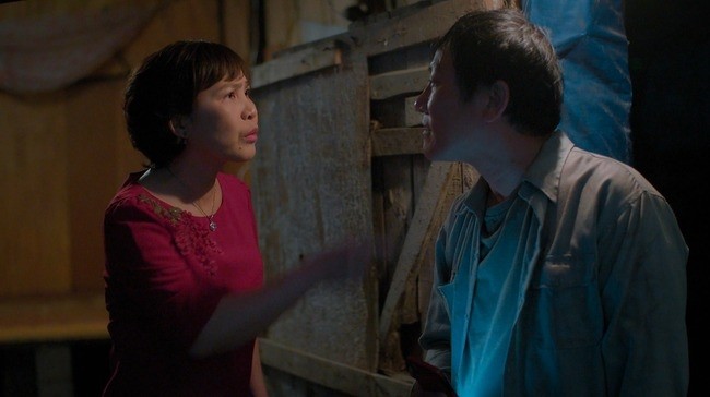 View - Muôn kiểu thông gia đại chiến trên sóng giờ vàng: Gắt nhất là câu chửi liên quan đến... đĩa thịt chó!