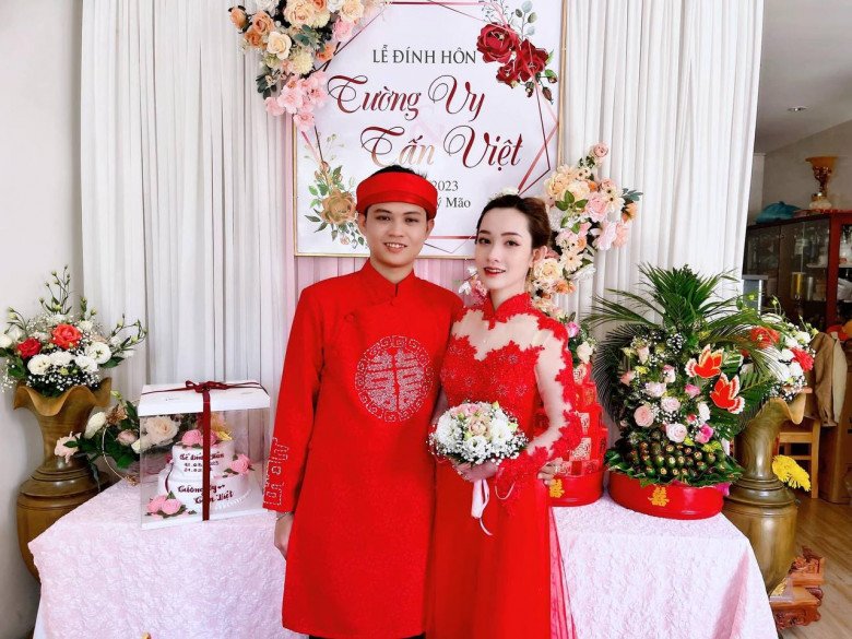 Vy và ông xã kết hôn vào tháng 3/2023.