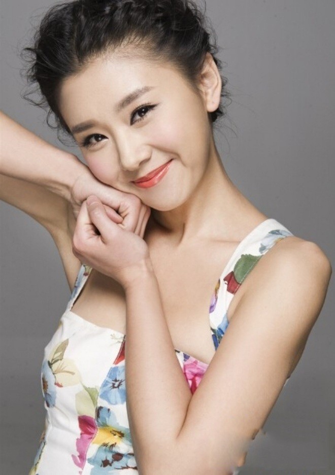 Dù có nhan sắc, có diễn xuất nhưng Lý Tiểu Manh chẳng thể bật lên thành sao hạng A vì chấp niệm của bản thân.