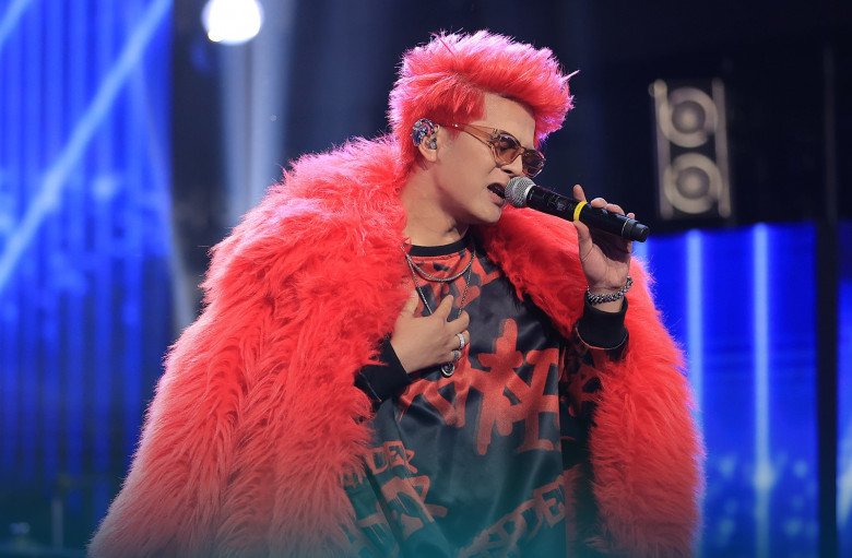 View - Từ bị chê gây tranh cãi, giờ Quang Anh Rhyder nhận mưa lời khen, còn được ví với Sơn Tùng hay idol quốc tế