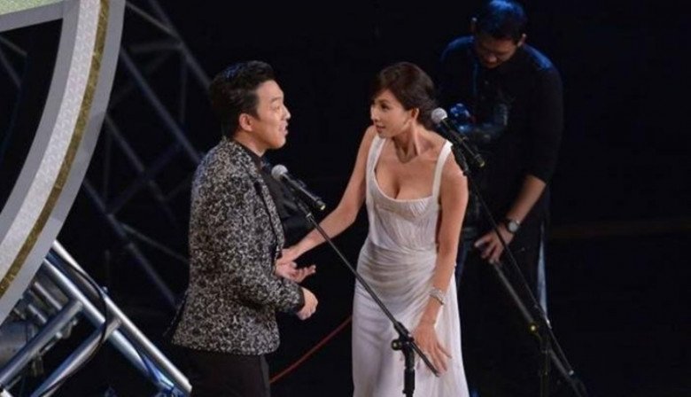 View - Hoàng Bột - Trai xấu không thẩm mỹ viện nào dám sửa, trở thành vua hài 33 nghìn tỷ, yêu chỉ 1 người