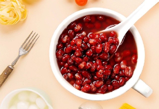 Theo quan niệm ăn đậu đỏ vào ngày lễ Thất Tịch mang lại nhiều may mắn.