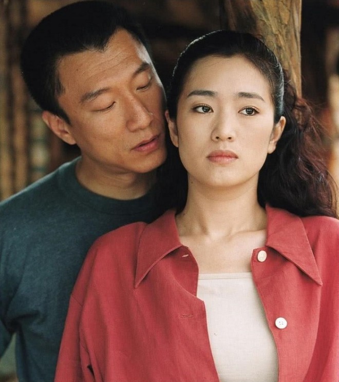 View - Tôn Hồng Lôi - Sao nam bị chê vừa béo vừa xấu, đè bẹp 700 đối thủ, ám ảnh nôn 3 ngày liền vì hôn