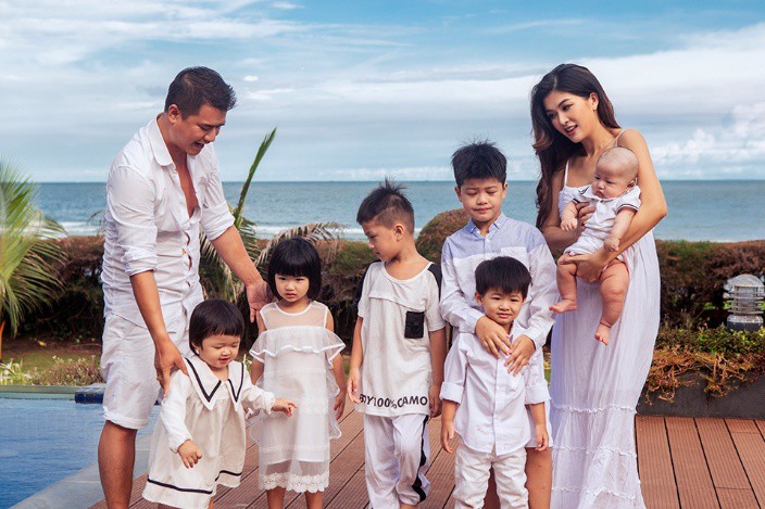 View - 4 sao Việt triệt sản để tránh thai: Người đã đẻ 6 con, người bầu tiếp sẽ rất nguy hiểm