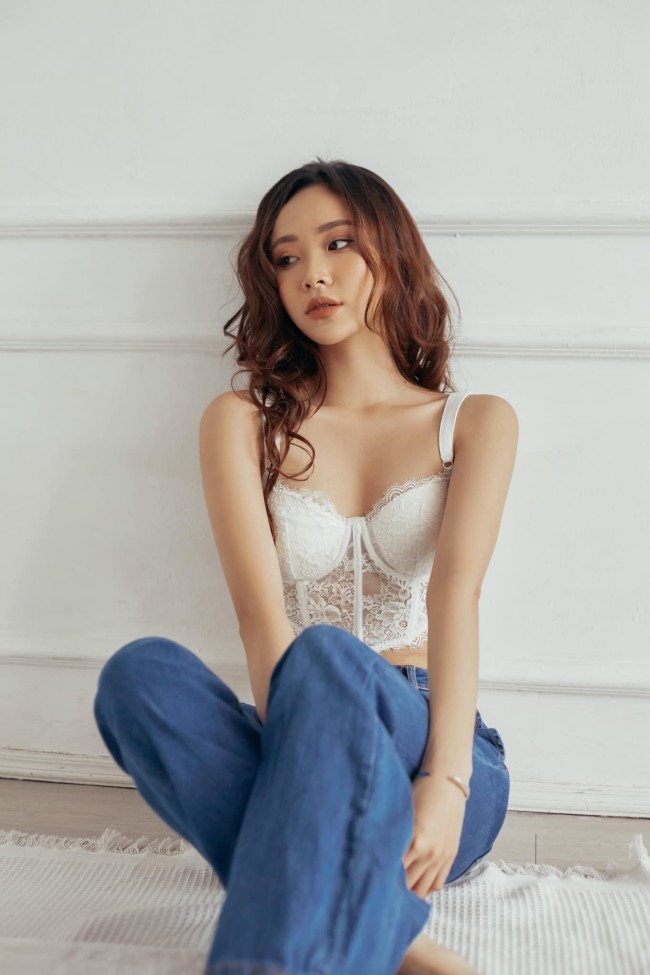 View - Mỹ nhân Hải Dương chiếm sóng 2 phim giờ vàng: Lấn át cả nữ chính, đẹp nhất vòng eo con kiến