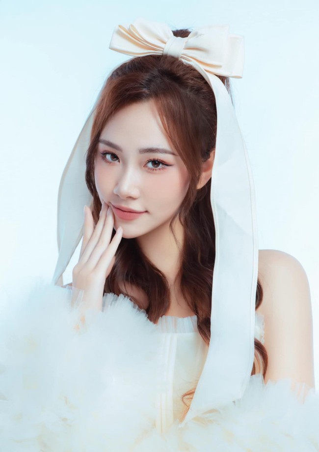 View - Mỹ nhân Hải Dương chiếm sóng 2 phim giờ vàng: Lấn át cả nữ chính, đẹp nhất vòng eo con kiến