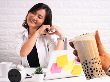 7 lý do sếp nên mua trà sữa cho nhân viên trong tháng 7 âm lịch