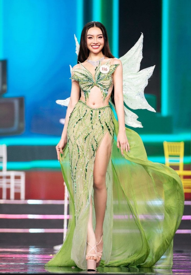 Loạt sự cố amp;#34;tẽn tòamp;#34; của dàn thí sinh tại Chung khảo Miss Grand Vietnam 2023: Lộ nội y, amp;#34;vồ ếchamp;#34; liên tục - 4